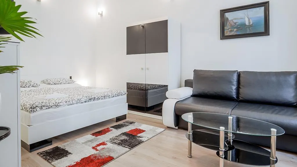 Garden Apartment Prague